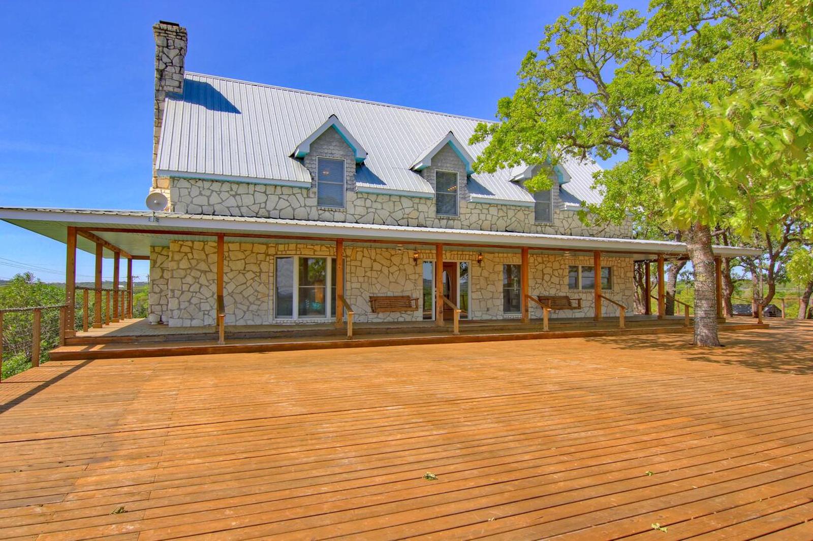 55 Acre Heart of Texas Ranch Large Events Welcome Texas Hill Country Main image 2